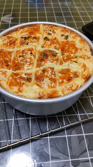 爆漿蔥花火腿肉鬆蛋糕