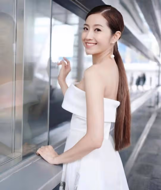 夫妻關係逐漸回溫!TVB女星罕見談視帝老公,曝對方渴望內地發展
