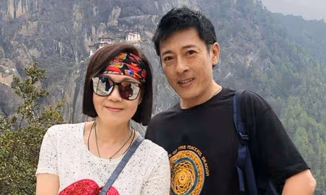 8位「TVB男神」現狀,有人身價上億,有人患病後還在縣城賣唱