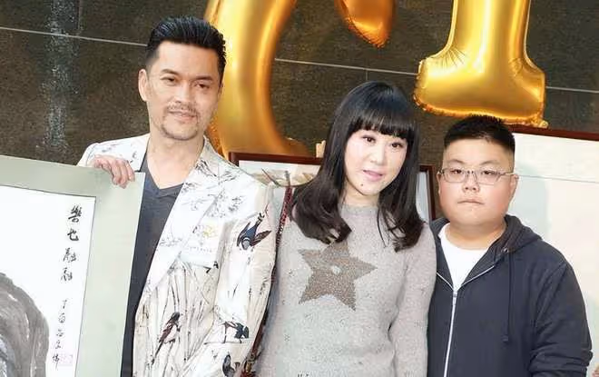 8位「TVB男神」現狀,有人身價上億,有人患病後還在縣城賣唱