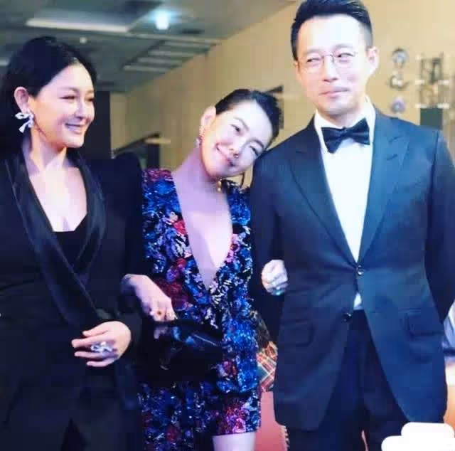 小S半夜曬新姐夫具俊曄照片直呼好帥,「我媽現在終於也愛他了」