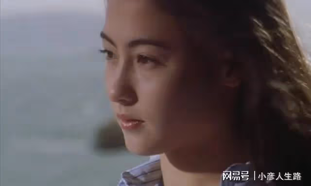 謝振軒迎15歲生日，長相越來越像謝霆鋒，張柏芝送上「特別」禮物