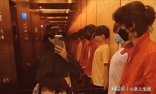 謝振軒迎15歲生日，長相越來越像謝霆鋒，張柏芝送上「特別」禮物