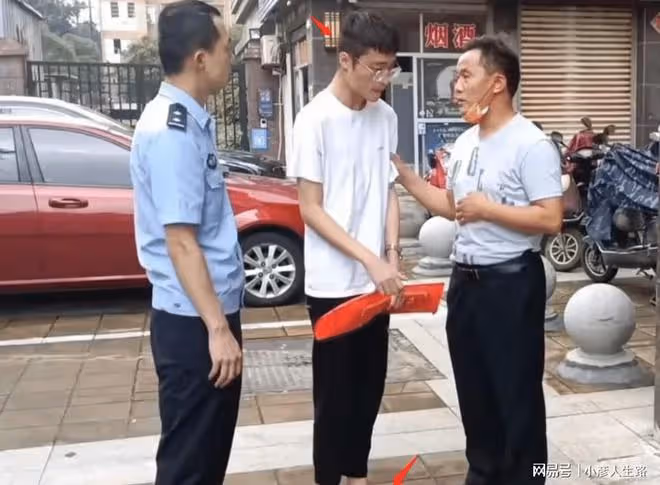 被拐34年胡小軍認親遷戶,和少爺梅志強曾同名同姓,還是同事好友