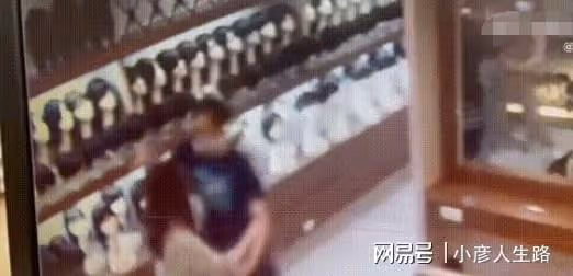 藝人周立銘侵犯女店員,經紀公司發文道歉,網友:嗨大了?
