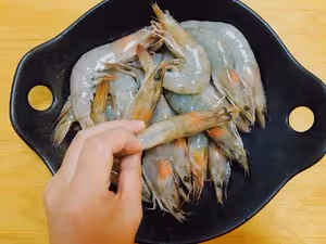 蒜蓉炒蝦
