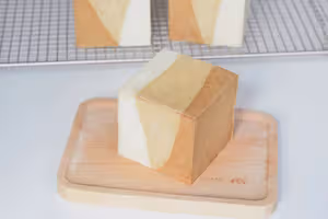 奶油燙種！厚乳拿鐵吐司，好看又好吃呀~