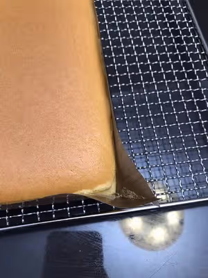 咬一口奶茶！「港式奶茶凍x紅茶蛋糕卷」