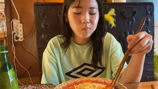 網紅金智允突曝去世！死因不明年僅21歲，12天前最後露面毫無異樣