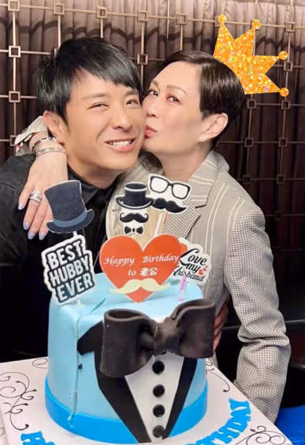 歐陽震華富婆妻子生日！緊摟親吻異性不避嫌，兩人已相識超過30年