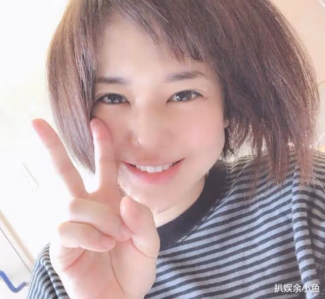 蒼井空攜子曬櫻花照自拍,新髮型韻味十足,低調生活卻被惡語相加