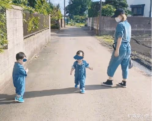 蒼井空攜子曬櫻花照自拍,新髮型韻味十足,低調生活卻被惡語相加