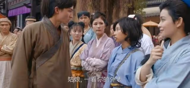 豁出去!TVB小花新劇一口齙牙上陣,顛覆性感形象網友直呼認不出