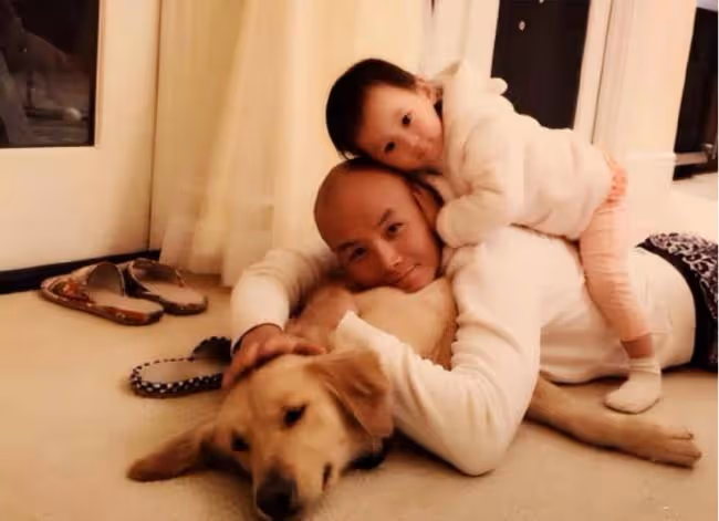47歲樂嘉潤到美國?赤裸上身 身材壯碩 酷似銅人
