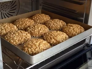 美味花生酥，又香又酥，香的不要不要的！