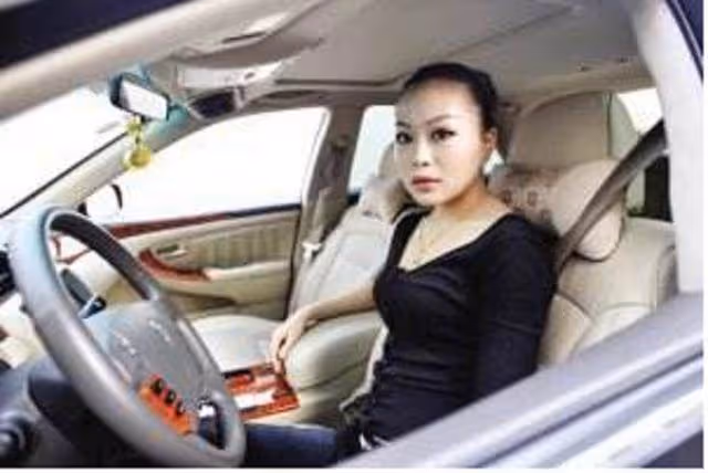 嫂子經常借我家車開!卻從不加油 我拒絕再借後「嫂子說的話」讓我直接愣住了