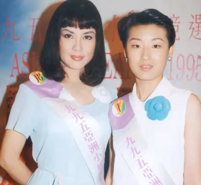 73歲《97變色龍》宮雪花近照曝光,「第一美婦」濃妝打扮花俏不服老,身材凹凸有致,如今仍單身一人,網友:心態好人不老