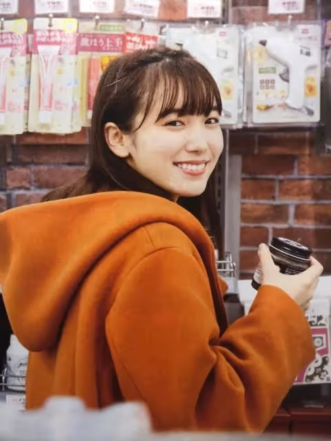 年齡差17歲!他們也因戲生情同居中