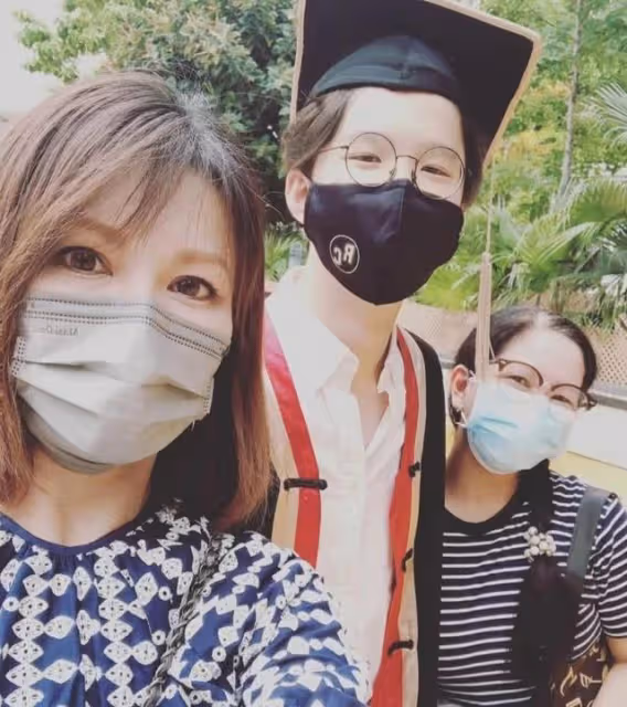 母兼父職壓力大!知名港星曝與兒子吵架到哭,前夫則內地發展爆紅