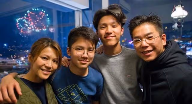 母兼父職壓力大!知名港星曝與兒子吵架到哭,前夫則內地發展爆紅