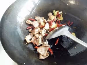干鍋花菜