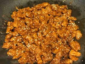 孜然香嫩牛肉，超簡單，只需兩步