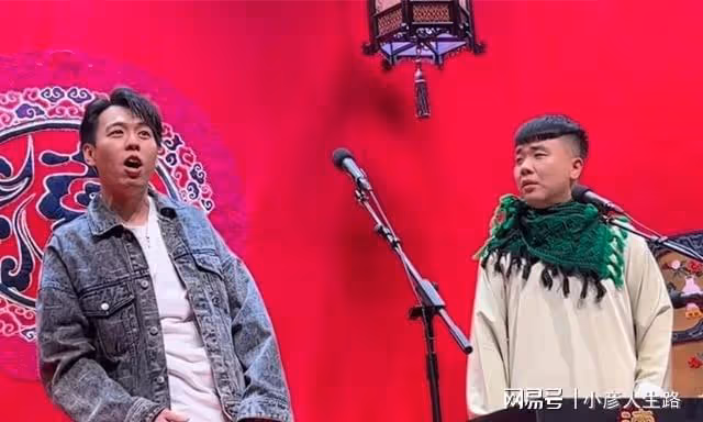 「德雲三寶」A組專場海報官宣，仍用三年前老照片，引發粉絲熱議