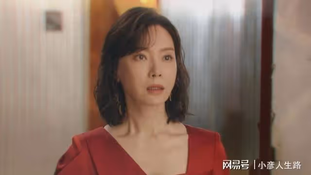 播兩集，熱度爆了！陳數新劇一出手，就是中年偶像劇的「天花板」