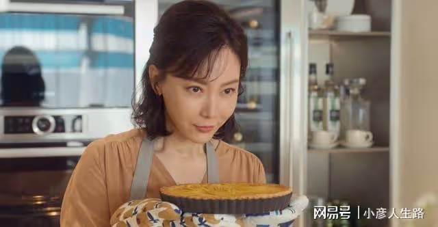 播兩集，熱度爆了！陳數新劇一出手，就是中年偶像劇的「天花板」