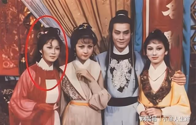 67歲知名花旦高妙思罕現身！身形纖瘦優雅十足，曾曝鄭少秋秘事