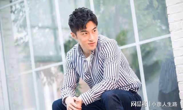 上線1天,衝到榜單第一,劇情過癮,《中華英雄》憑啥這麼生猛?