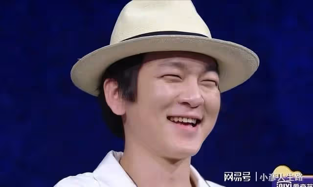 馬思純張哲軒回國！衣著清涼身材圓潤，疑似已經成功卸貨當媽