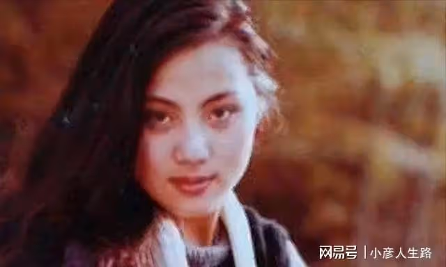 樂韻的悲慘人生：辭演87版紅樓夢，與羅烈私奔，被拋棄後走向自殺