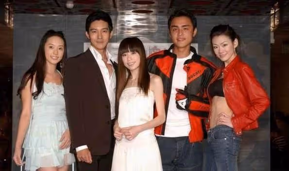 立威廉5國混血女兒長大了,精緻得像娃娃芭比!妻子像白雪公主,全家顏值爆表!
