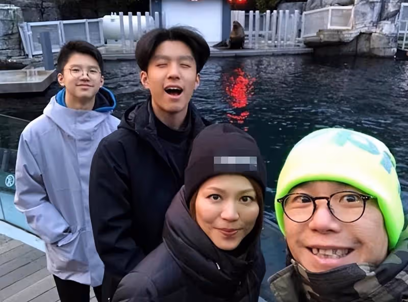 「林曉峰前妻」失婚後談私生活！賺錢養家雙重壓力，與兒子吵架還一起哭，網友：單親媽媽不容易