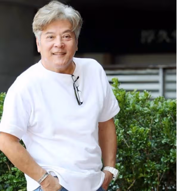 《守著陽光守著你》男星龍隆為爸媽搬回家!「照顧雙親到往生」完成心愿,71歲不婚「沒有遺憾了」嘆:一個人也很好