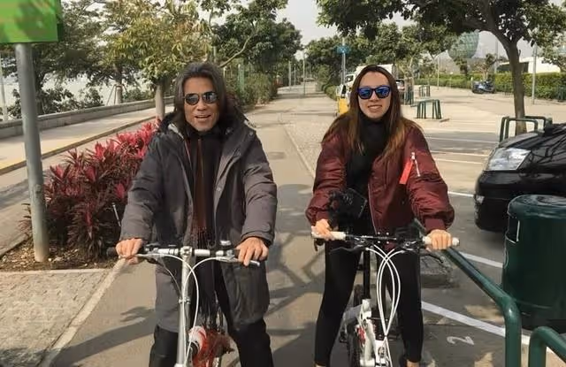 知名港星宣布不再結婚!經歷4段失敗婚姻,與小36歲女友戀愛12年