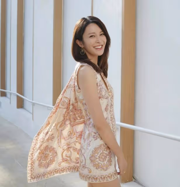 恭喜!TVB知名女神打破不婚主義,宣布與帥氣混血男友定終身