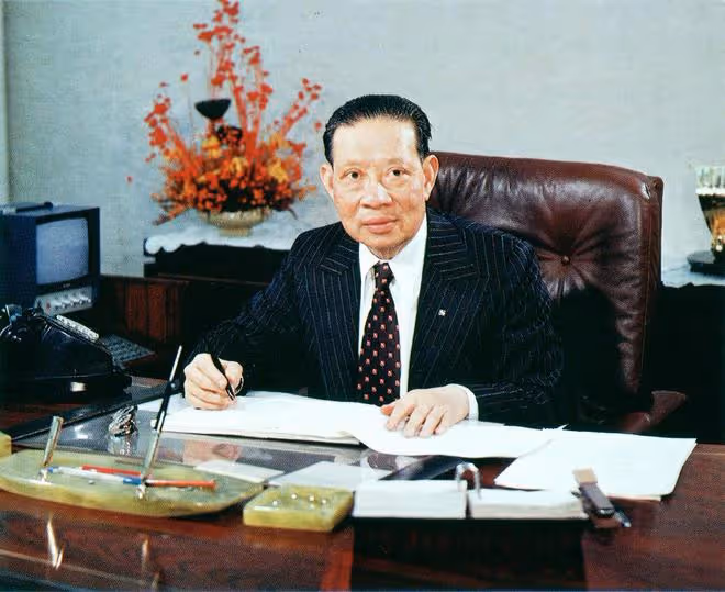 香港富豪郭炳湘：妻子約談悍匪降14億贖金，他卻找小三、兄弟反目