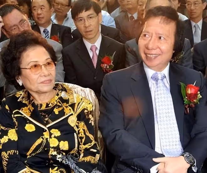 香港富豪郭炳湘:妻子約談悍匪降14億贖金,他卻找小三、兄弟反目