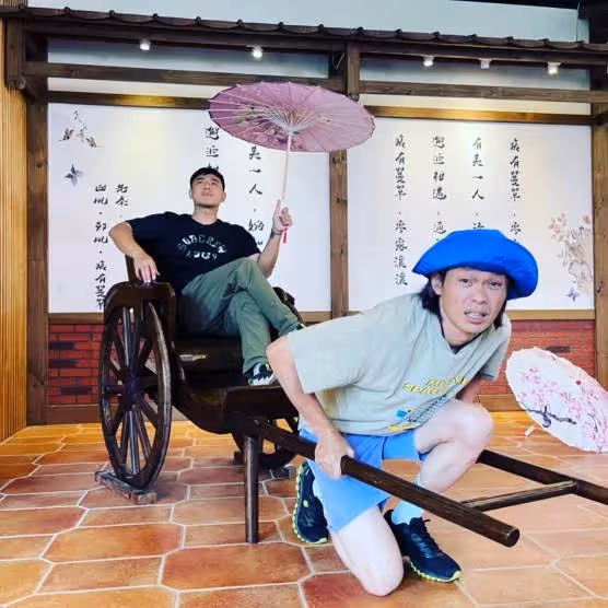 窮到吃「吐司配水」黃鐙輝「不到40歲擁3房」首公開理財心法,只為家人花錢「對自己超級摳」:東西能用就好
