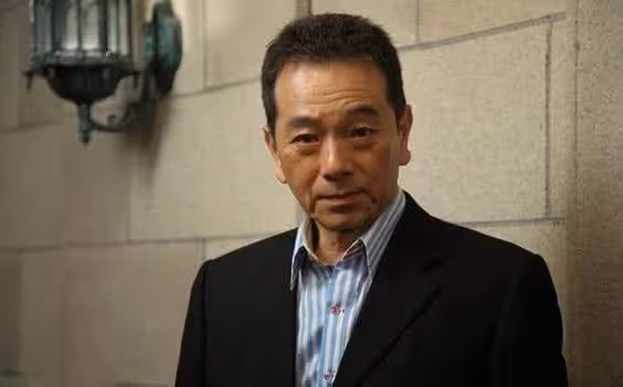 張晨光曬出自己的豪宅,全屋裝修造價過千萬,墻壁鑲「金邊」網友:不愧是高富帥