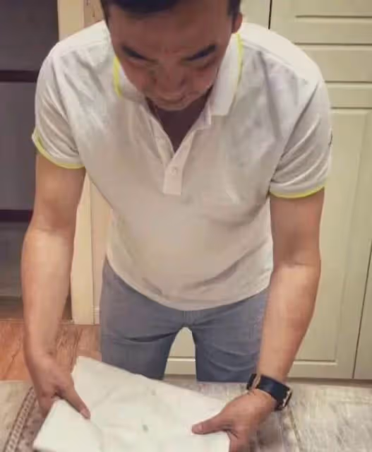 張晨光曬出自己的豪宅,全屋裝修造價過千萬,墻壁鑲「金邊」網友:不愧是高富帥
