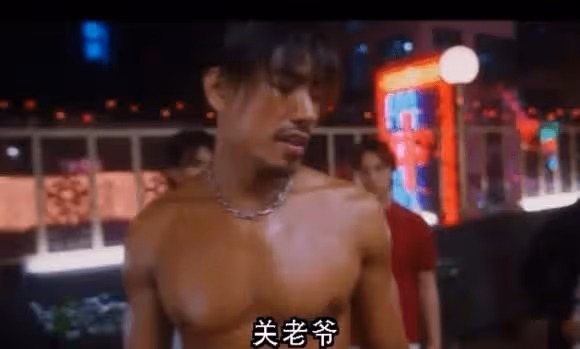 從「紅極一時」到「鋃鐺入獄」，「烏鴉」張耀揚經歷了什麼？