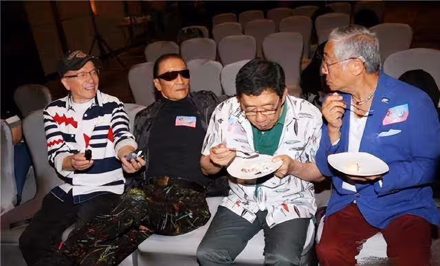 72歲香港演員陳百祥轉行，或將開養老院度日，從此退出娛樂行業