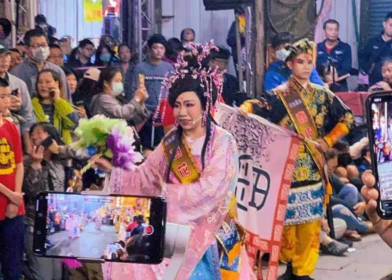 消失演藝圈14年!如花「42歲近況曝光」低調換跑道,成功轉型「月收入可高達50萬」:有很多人追我
