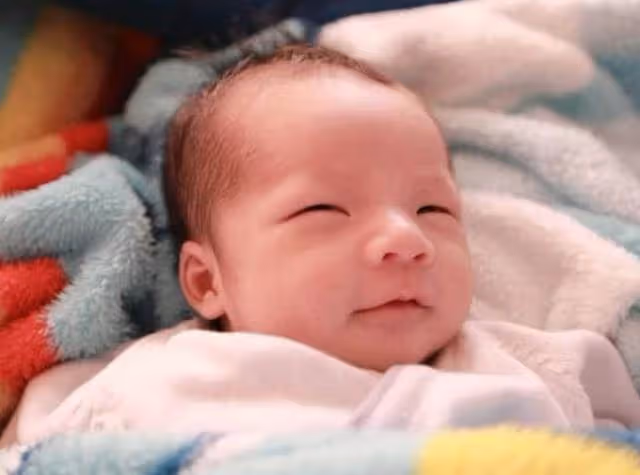 寶爸是章子怡的粉絲,執意給女兒起名「子怡」,妻子聽後當場發飆:也不看看你姓什麽!