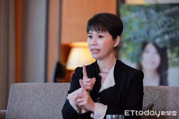 詹雅雯休克!醫師曝光「右腦又發現2顆」靠吃藥撐3個月 淚曝病況「站著就有困難」想到就恐懼