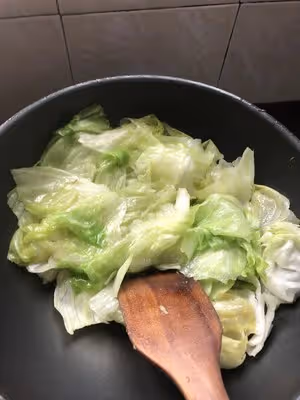炒西生菜