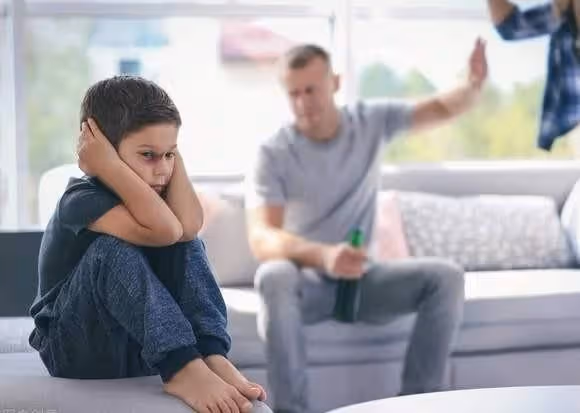 孩子有「5個部位」很脆弱，再生氣也不要扌丁！ 看完這篇再去管教效果最好！